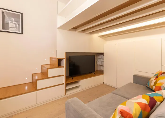 Parrasio House *